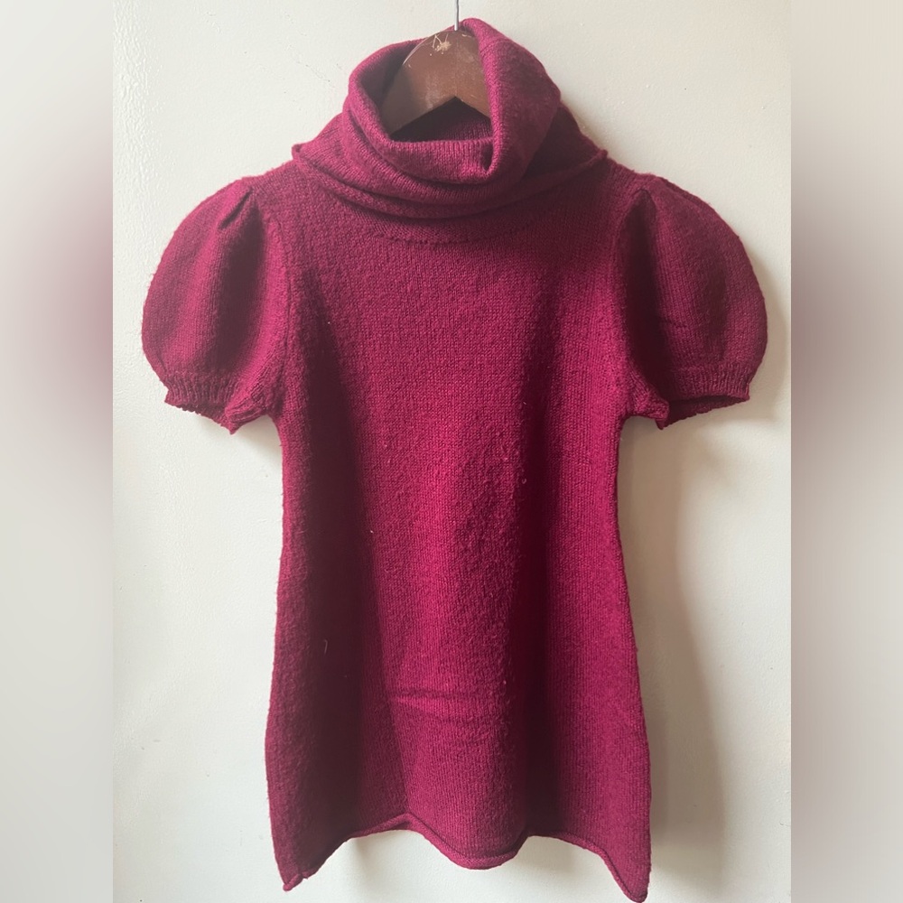 3/$25 Urban behavior, small raspberry, short sleeve loose turtleneck sweater